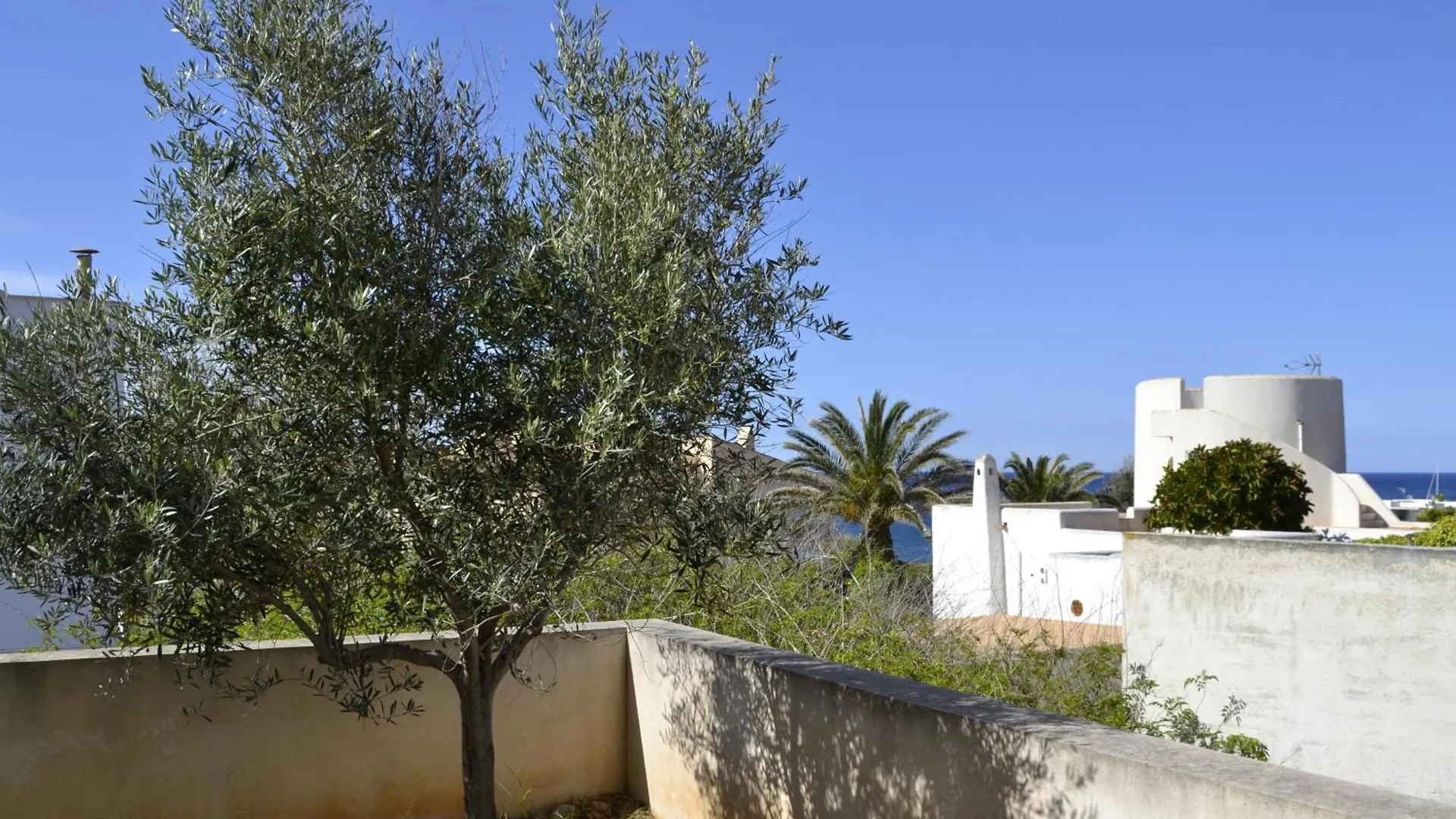 Espectacular Villa Mercedes Con Vistas Al Mar Colonia de Sant Pere Spain